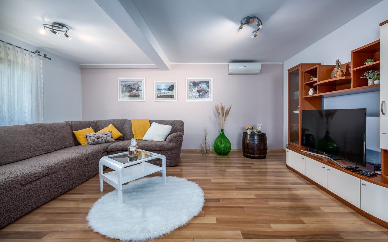 Villa Krizanci Žminj Kültér fotó